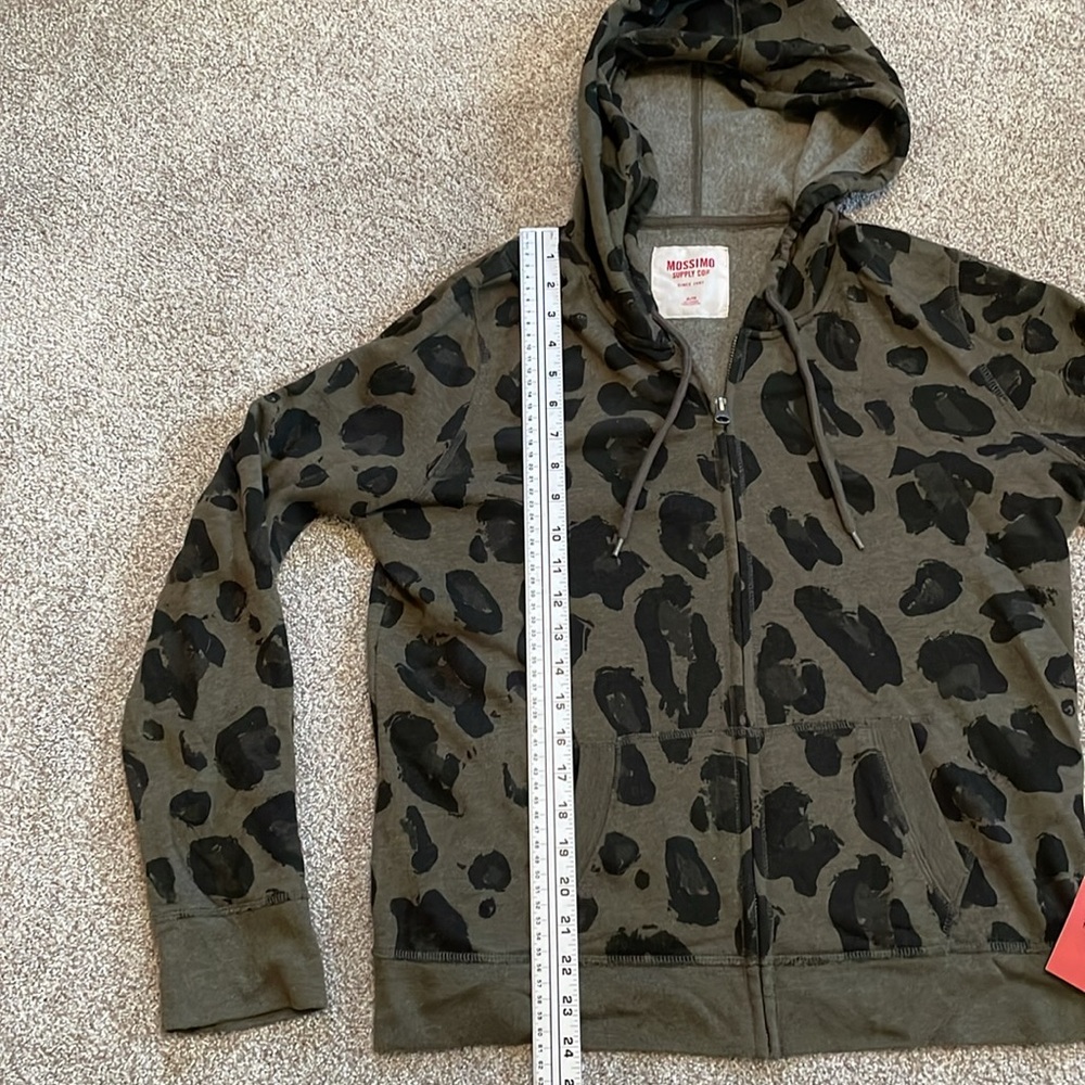 Mossimo XL Olive Green and Black Patterned Zip Up Sweatshirt (New with Tags) - Picture 4 of 7